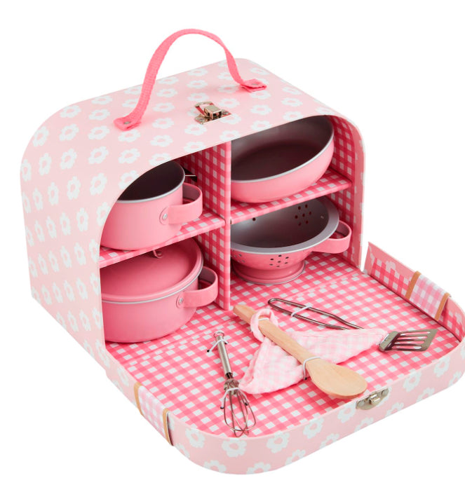 Mudpie Cookware Set