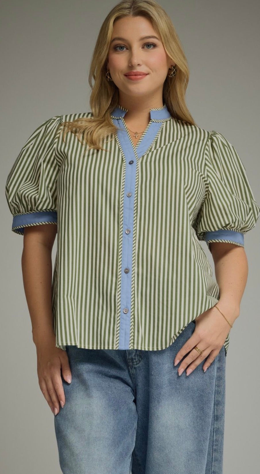 Entro Stripe print short puff sleeve top featuring V-neckline with contrast binding