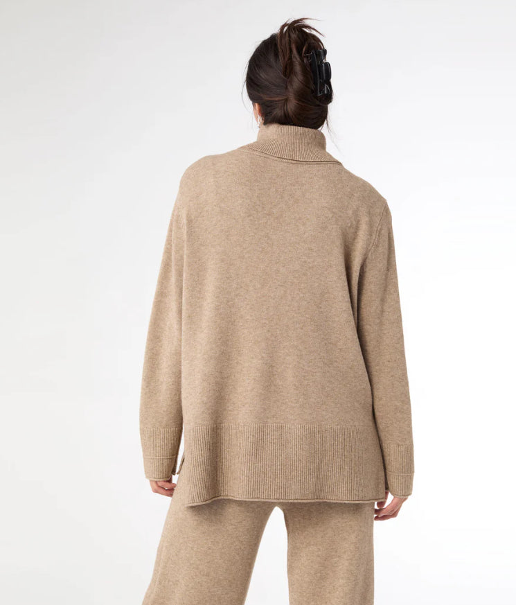 Coco+Carmen Heavenly Luxe Cowl Neck With Rib Trim Detail Beige Heather