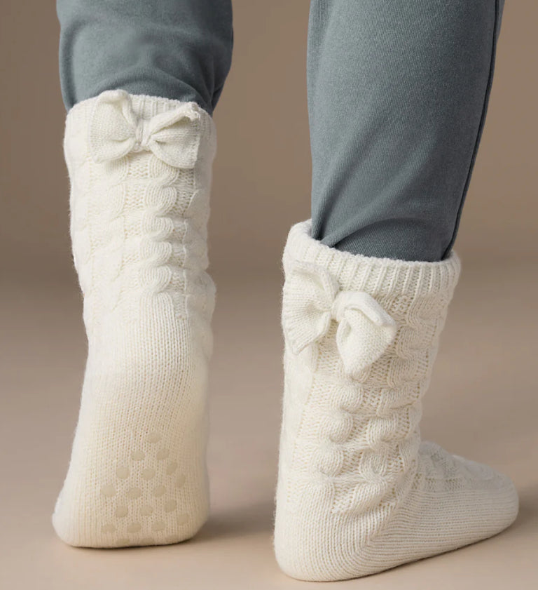 Coco+Carmen Bow Back Slipper Socks - Winter White