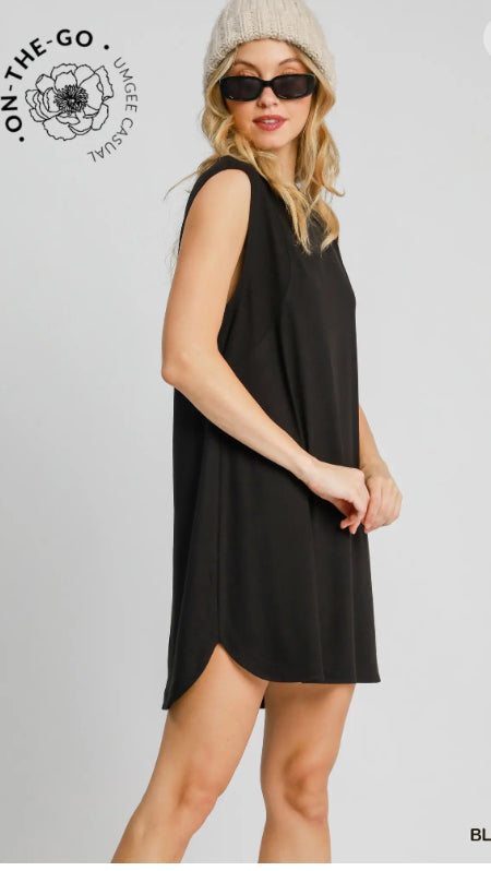 Umgee Black Sleeveless Crewneck Dress