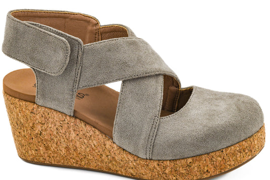 Corkys   CASE CLOSED Grey Faux Suede