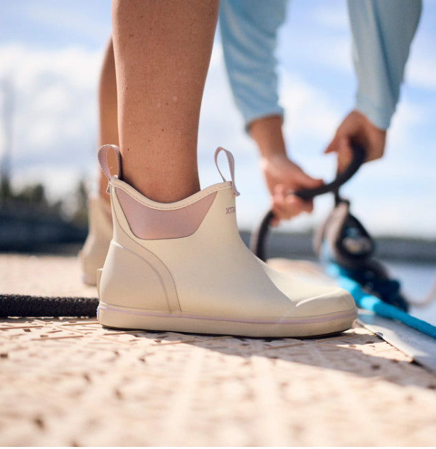 XTRATUF WOMEN'S ANKLE DECK BOOT IVORY