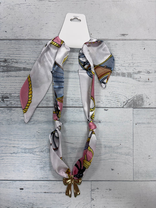 Queens Designs Scarf Necklace With Bow NK4201