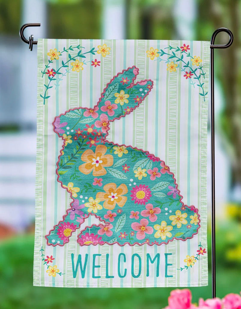 Evergreen Floral Patterned Bunny Applique Garden Flag