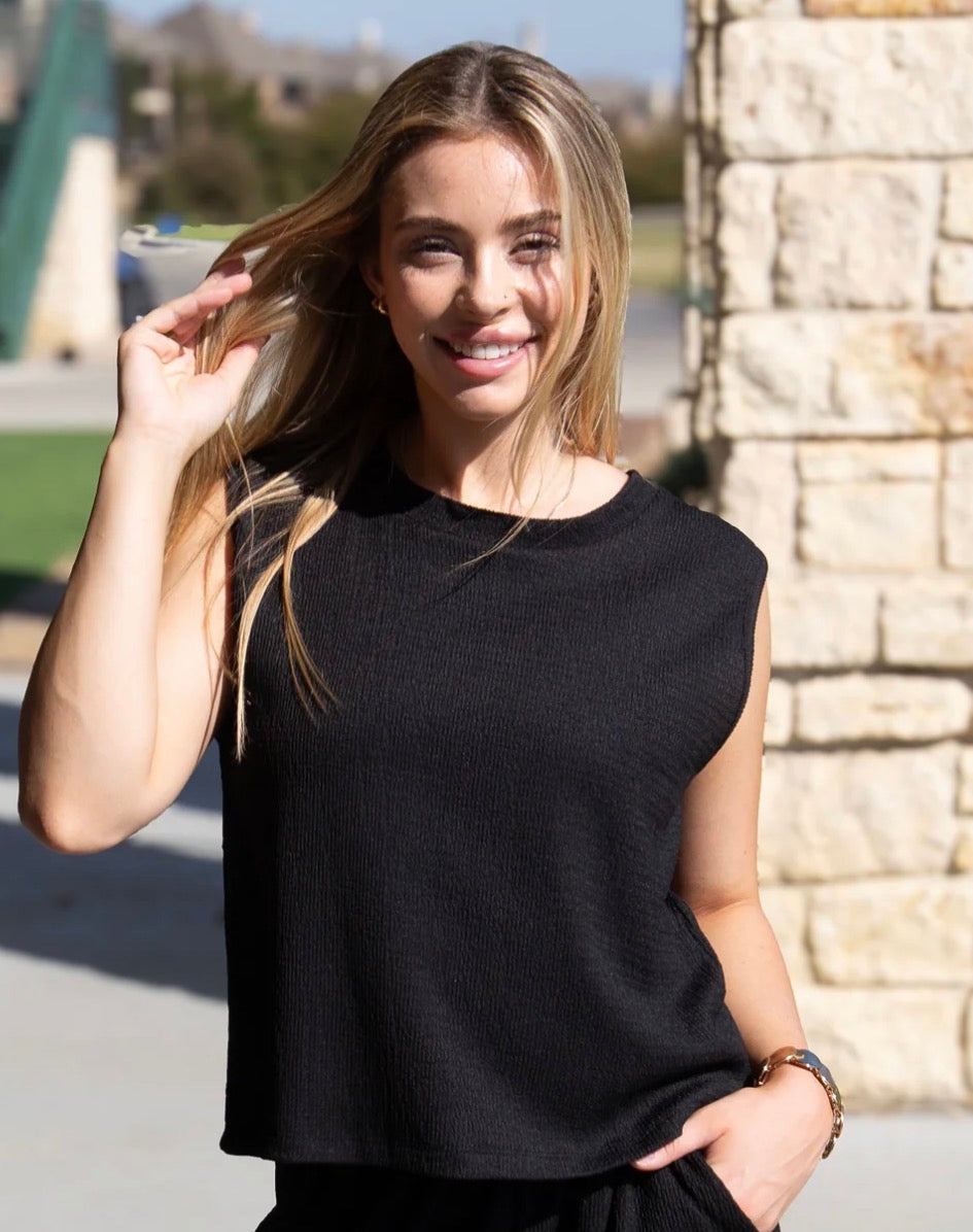 South Grace Apparel THE EARHART TOP, BLACK