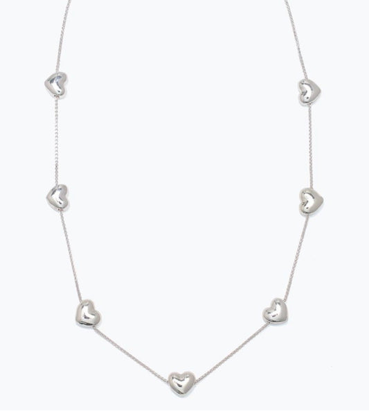Periwinkle 8151659  Stationed polished silver hearts