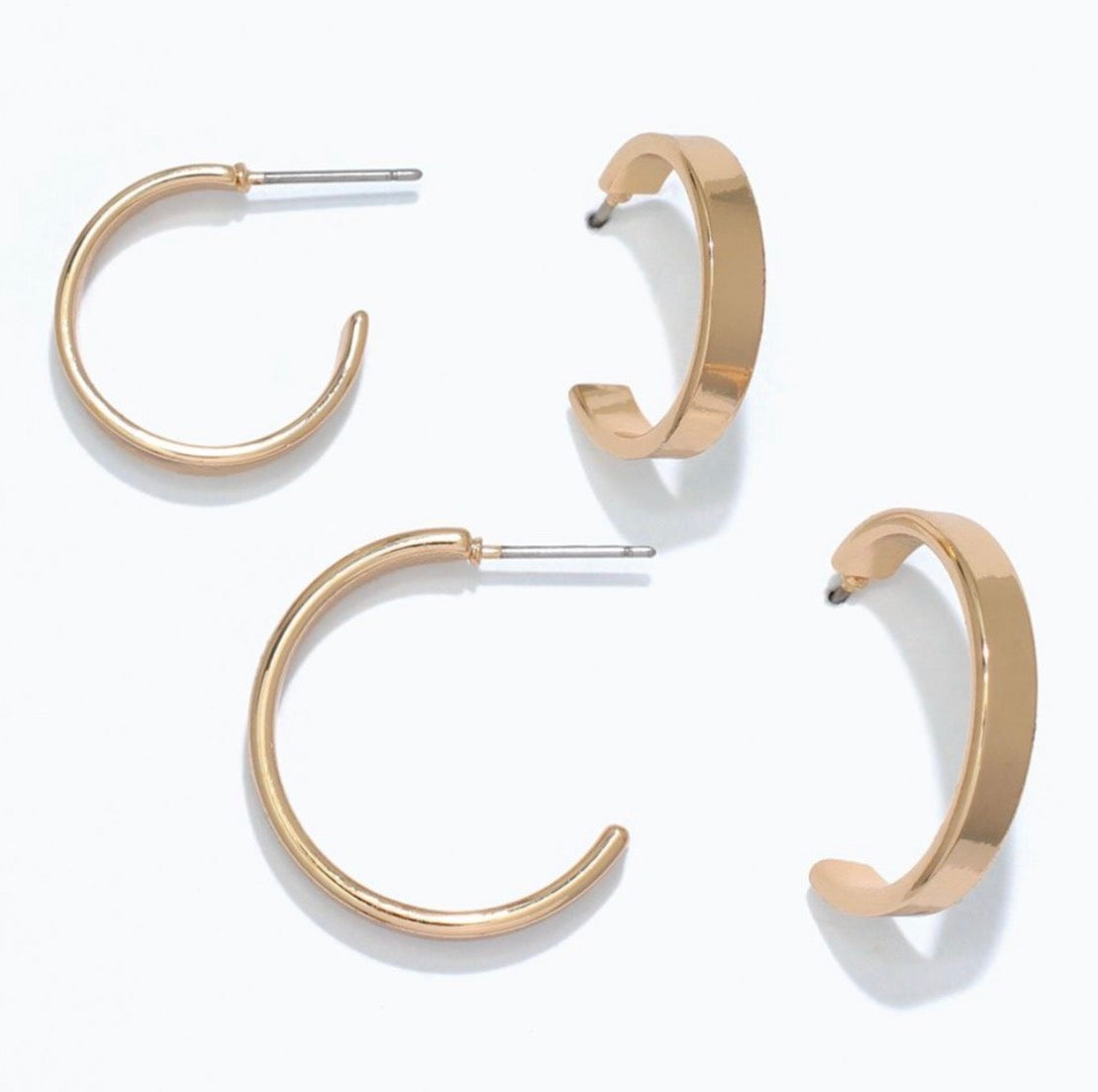 Periwinkle Duo of two different sized sleek gold hoops