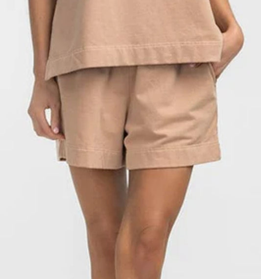 Southern Shirt Company On The Daily Short Warm Taupe