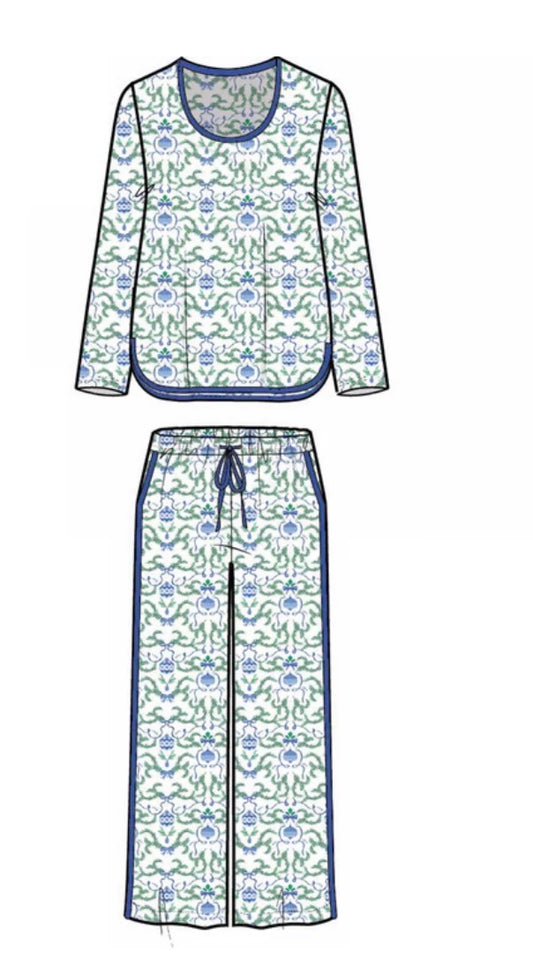 Mary Square Garland Tapestry Melody Pant Set