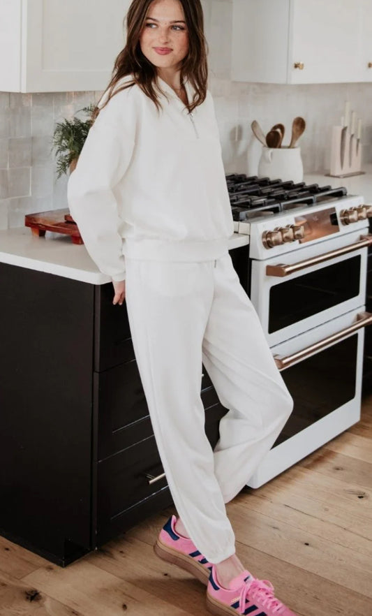 Katydid White Scuba Pants Set