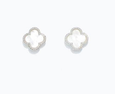 Periwinkle Cuties Earrings White Clover In Silver