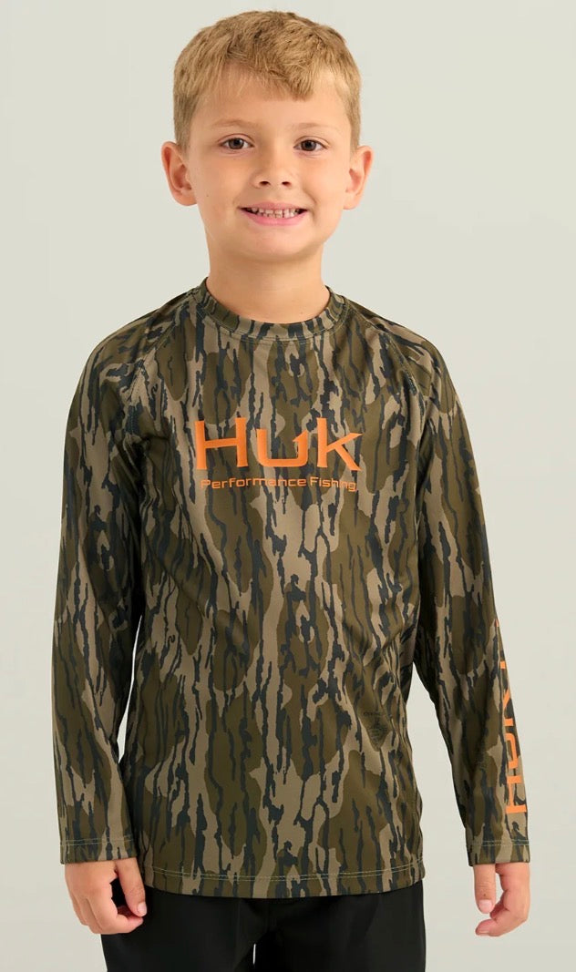 Huk Youth Pursuit Mossy Oak LS Bottomland