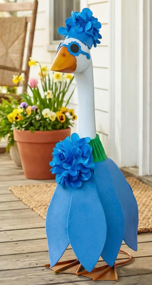 Evergreen Giddy The Outfit Blue Hydrangea