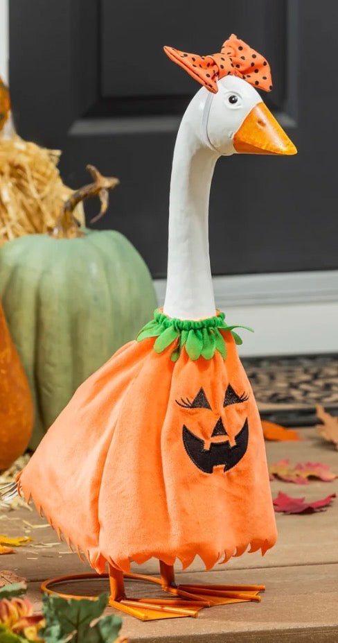 Giddy the Goose Outfit, Pumpkin Poncho