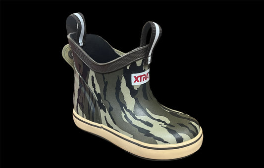 Xtratuf Kids Deck Boot Mossy Oak Bottomland Camo XKABMOB