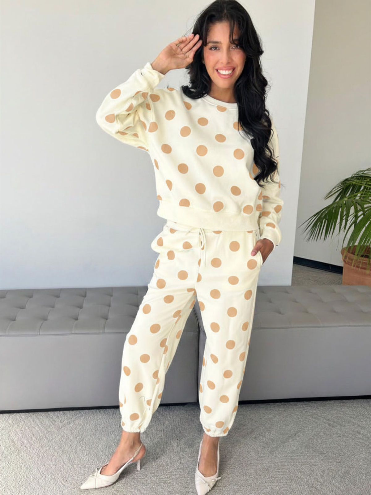 Carole Christian Polkadot 2PC Set Ivory/ Taupe